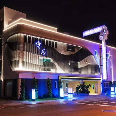 High Cloud Motel Tainan Esterno foto